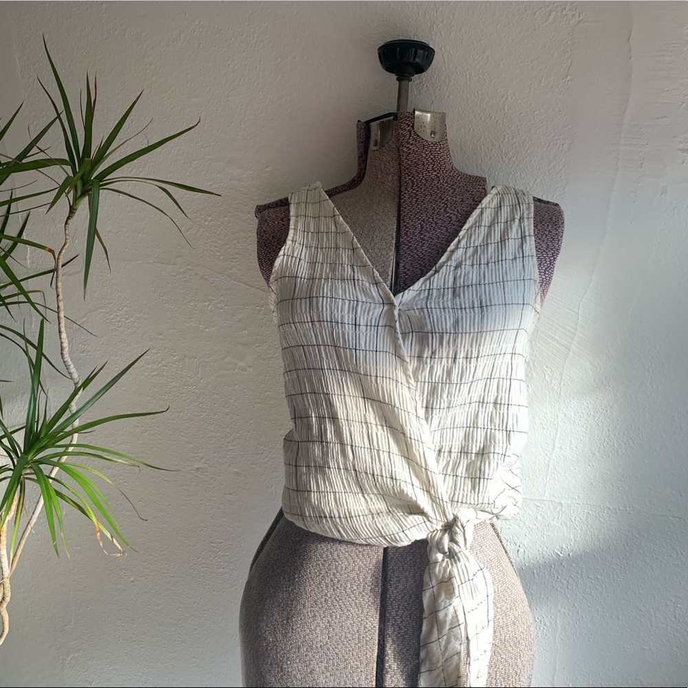 Eye Shadow | Cream Windowpane Pattern Wrap Tank T… - image 2